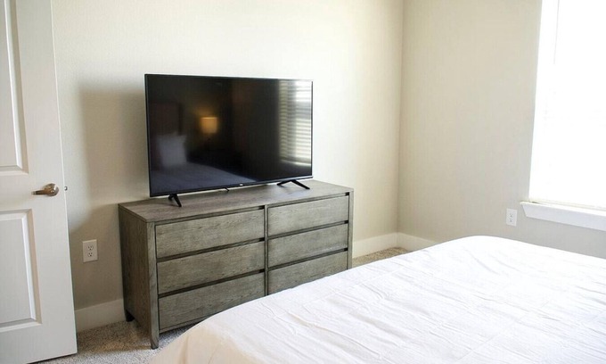 Briargate Apartment | Landing at Crowne at Briargate - 2 Bedrooms in Briargate