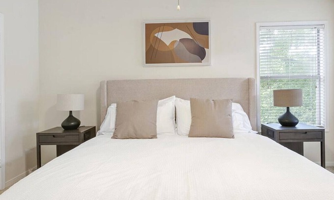 Winston - Salem Apartment | Landing at Crowne Club Apartments - 1 Bedroom in Downtown Winston Salem