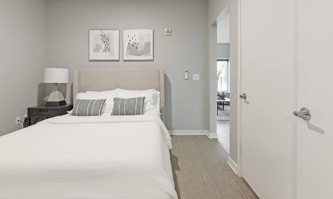 Nashville Apartment | Landing at Fifty Forty Flats - Studio in Lenox Village