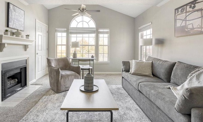 Collierville Apartment | Landing at Madison at Schilling Farms - 1 Bedroom in Downtown Collierville