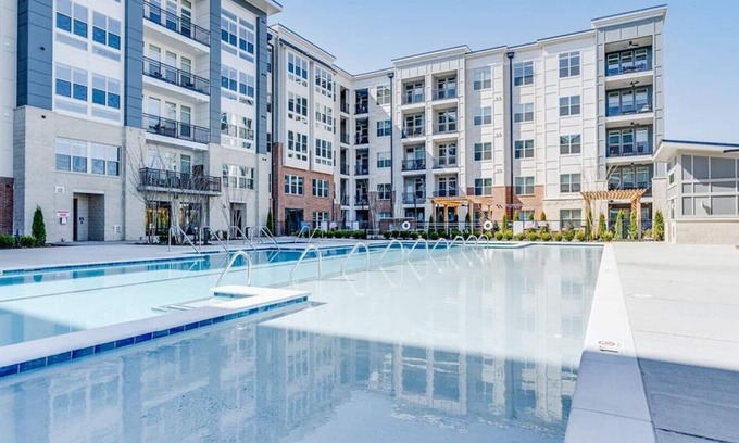 Franklin Apartment | Landing at McEwen Northside I - 2 Bedrooms in Downtown Franklin