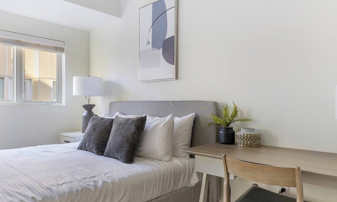 Pearl District Apartment | Landing at Pearl Studios - Studio in Northwest .