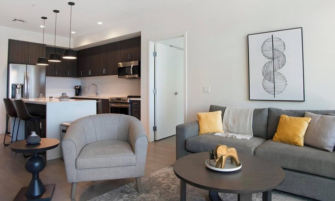 Downtown Tucson Apartment | Landing at RendezVous Urban Flats - 2 Bedrooms .