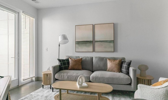 Richmond Apartment | Landing at Sphere - 1 Bedroom in Chamberlayne I.