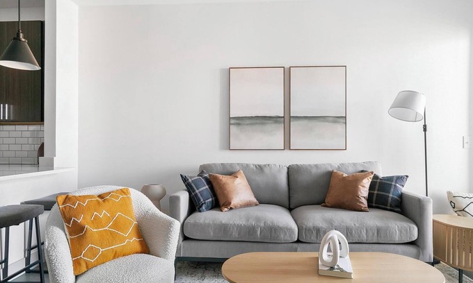 Richmond Apartment | Landing at Sphere - 1 Bedroom in Chamberlayne I.