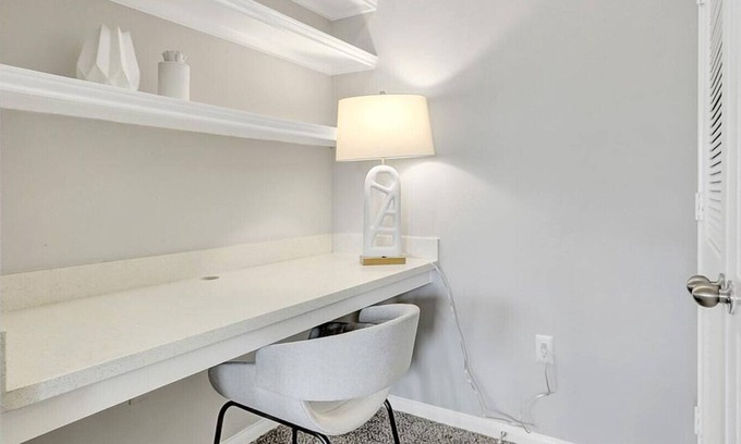 Atascocita Apartment | Landing at The Henry at Woodland Hills - 1 Bedroom in Atascocita