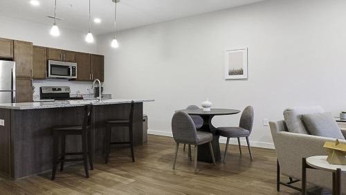 Cartersburg Apartment | Landing at The Landing - 2 Bedrooms in Clermont