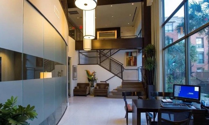 Greenway Plaza-Upper Kirby Apartment | Landing at The Metropole - 2 Bedrooms in Greenway /Upper Kirby Area
