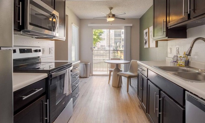 Baristo Apartment | Landing at The Modern Cactus Apartments - 1 Bedroom in Baristo