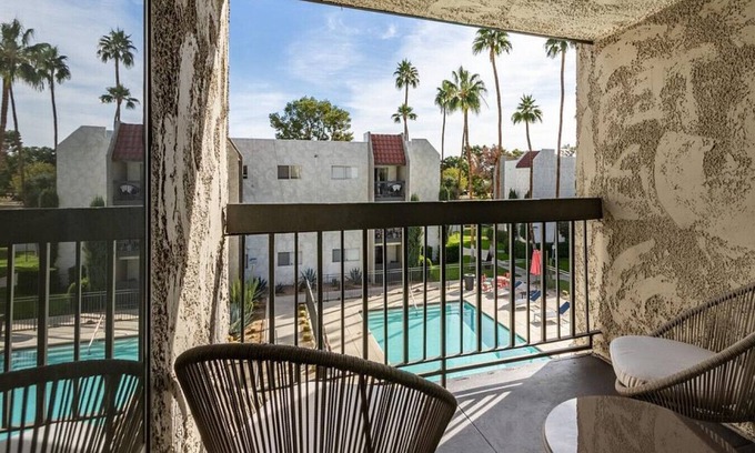 Baristo Apartment | Landing at The Modern Cactus Apartments - 2 Bedrooms in Baristo