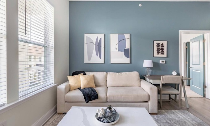 Wilmington Apartment | Landing at The Parker Leland - 2 Bedrooms in Do.