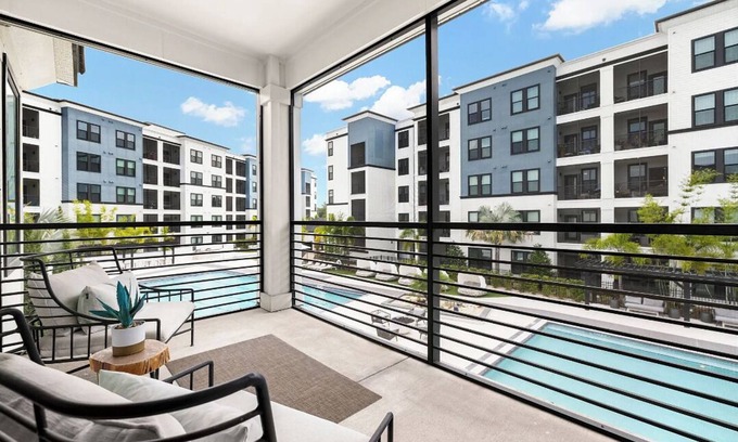 Port Tampa City Apartment | Landing at The Pointe on Westshore - 2 Bedrooms in Port Tampa City