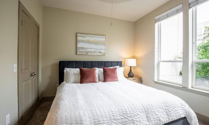 Downtown Baltimore Apartment | Landing at The Porter Brewers Hill - 1 Bedroom in Highlandtown