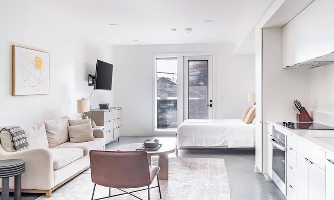 Sugar House Apartment | Landing at The Izzy - Studio in Sugar House