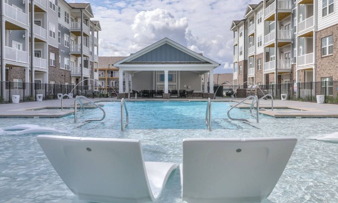 Antioch Apartment | Landing at Waterleaf at Old Franklin - 1 Bedroo.