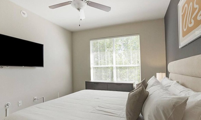 Alden Bridge Apartment | Landing at Whispering Pines Ranch - 1 Bedroom in Alden Bridge