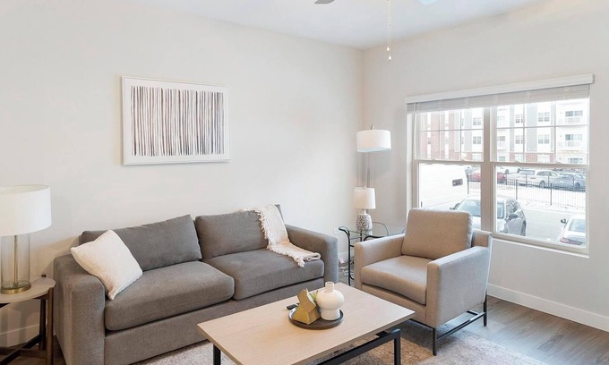 Willow Springs Apartment | Landing at Willow Glen Lofts - 2 Bedrooms in Wi.