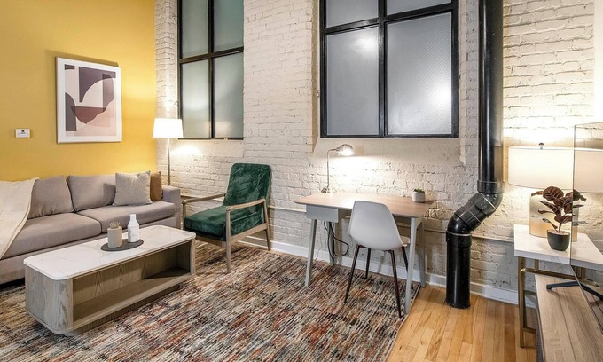 Petersburg Apartment | Landing | Beautiful 1BD, Pool, Gym