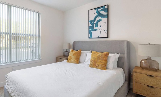 Park Central Apartment | Landing | Beautiful 1BD, Gym, Clubhouse