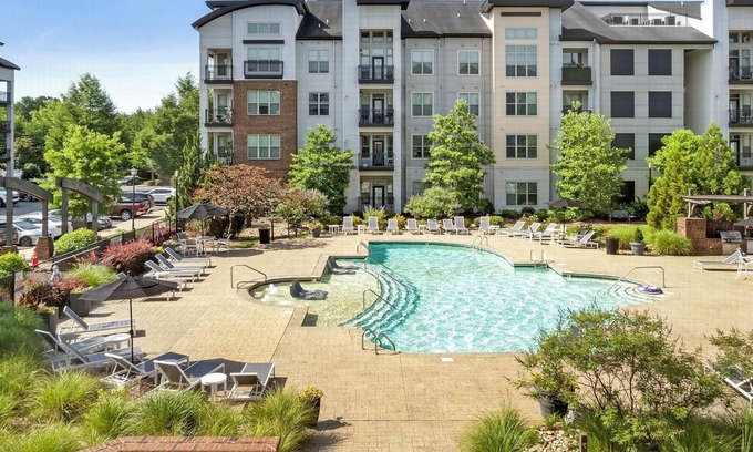 Paw Creek Apartment | Landing | Beautiful 1BD, Clubhouse, Gym