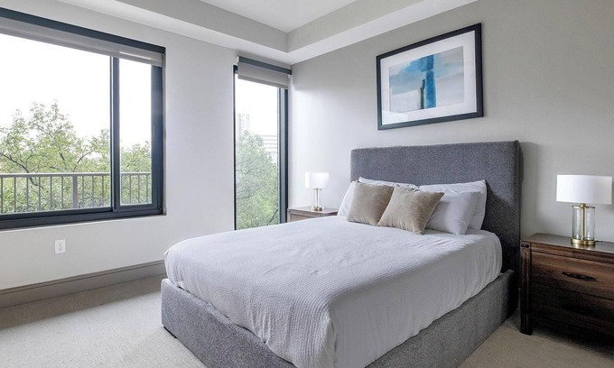 Houston Apartment | Landing | Beautiful 2BD, Gym, Tennis Court