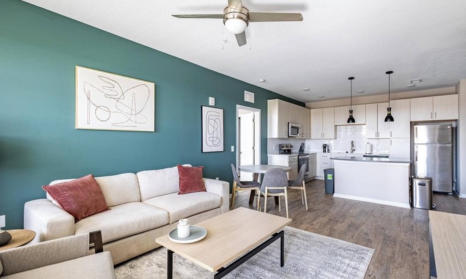 Kenton Apartment | Landing | Beautiful 2BD, Pool, Clubhouse