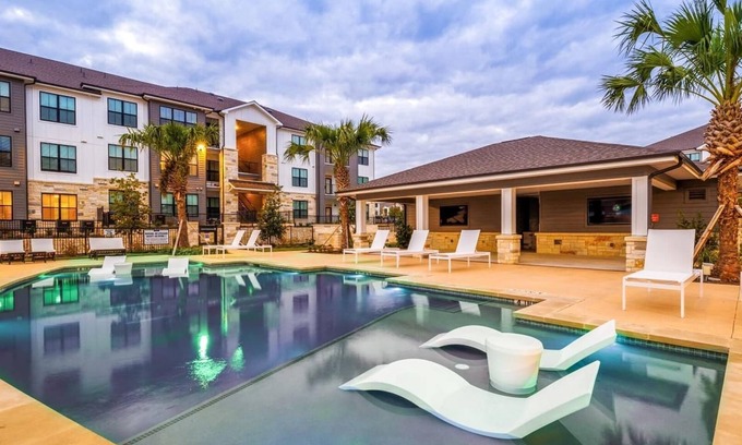 Pflugerville Apartment | Landing | Beautiful 1BD, Game Room, Gym