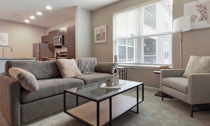 Chesterfield Apartment | Landing | Chic 1BD, Courtyard, Clubhouse