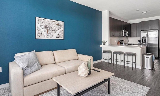 Wetmore Apartment | Landing | Chic 1BD, Clubhouse, Gym