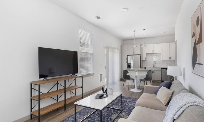 Fort Worth Apartment | Landing | Chic 1BD, Clubhouse, Pool