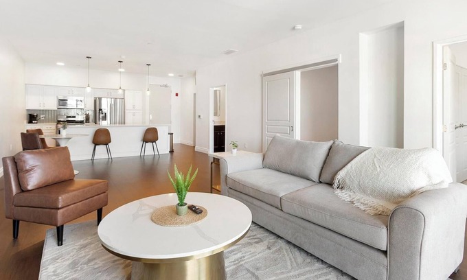 Little Italy Apartment | Landing | Chic 1BD, Gym