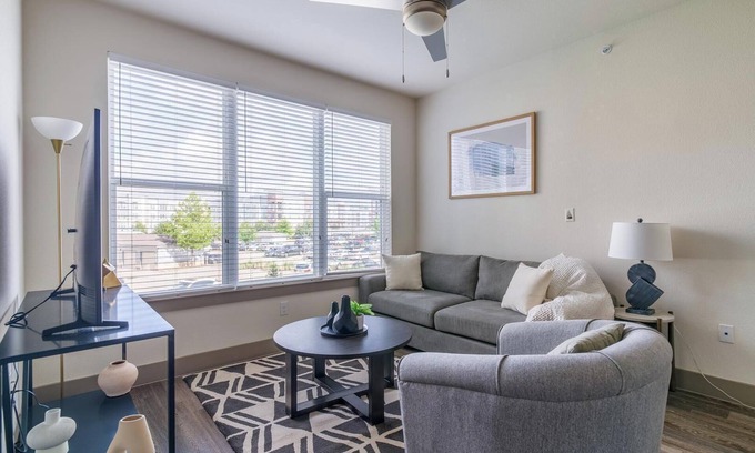 Conroe Apartment | Landing | Chic 1BD, Pool, Yoga Studio