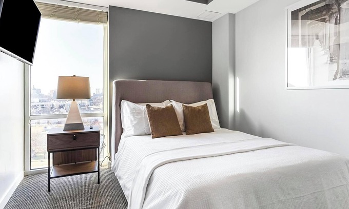 Downtown Indianapolis Apartment | Landing | Chic Studio, Pool, Gym