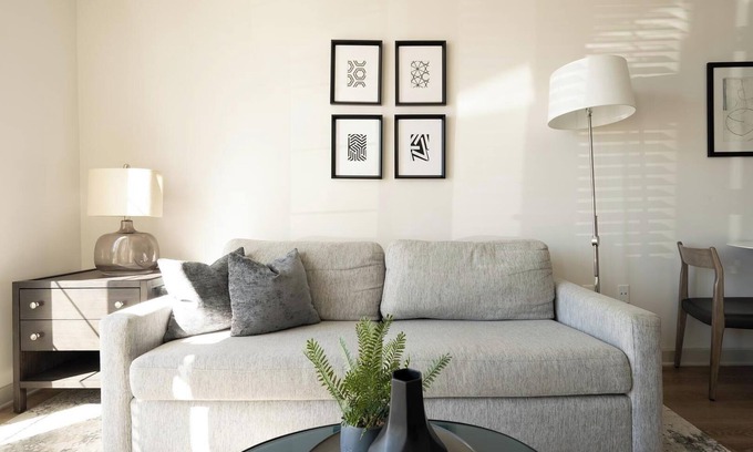 Charlotte Apartment | Landing | Chic Studio, Clubhouse, Pool