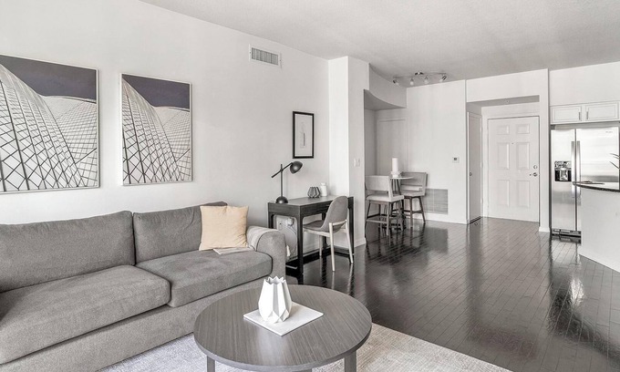 Flagler Village Apartment | Landing | Incredible 2BD, Pool, Gym