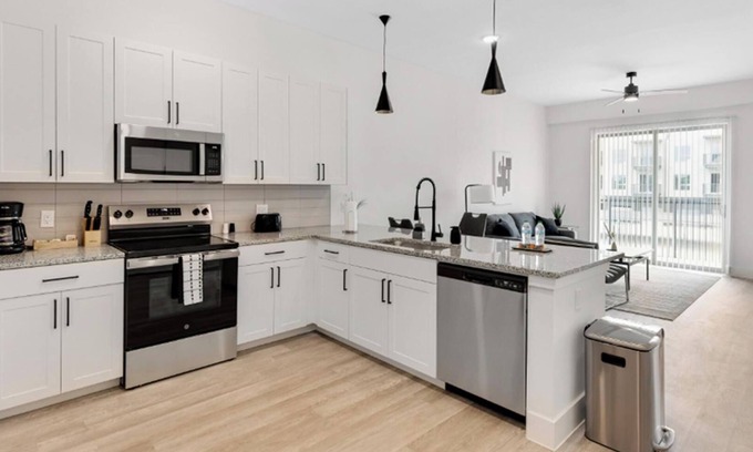 Denton Apartment | Landing | Incredible 1BD in Denton