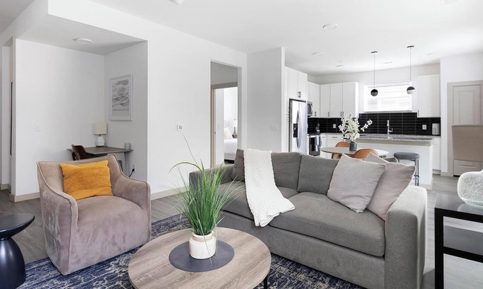 Fort Worth Apartment | Landing | Incredible 2BD, Gym, Clubhouse