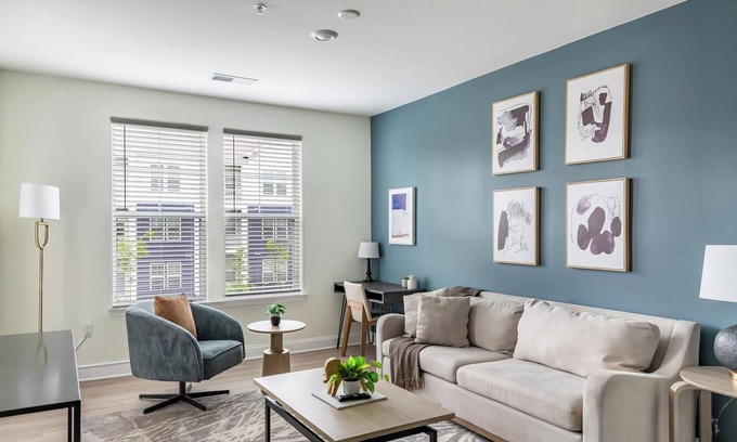 Wilmington Apartment | Landing | Modern 1BD, Gym, Pool