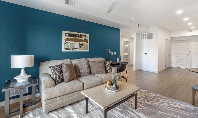 North Mountain Apartment | Landing | Modern 1BD, Pool, Gym