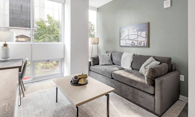 Five Points South Apartment | Landing | Modern Studio, Gym, Rooftop Lounge