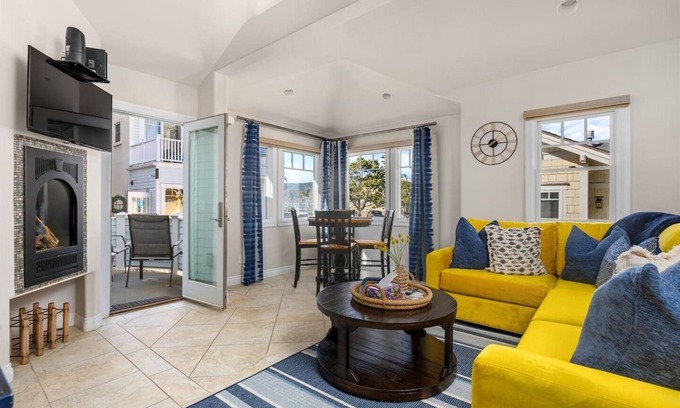 Avila Beach Apartment | Landing Passage! Just steps from the pier and boardwalk.