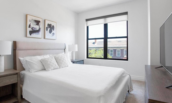 Little Italy Apartment | Landing | Spectacular 2BD, Gym