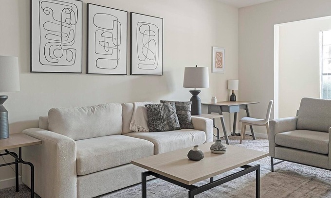 New Pathways Apartment | Landing | Spectacular 2BD, Clubhouse, Gym
