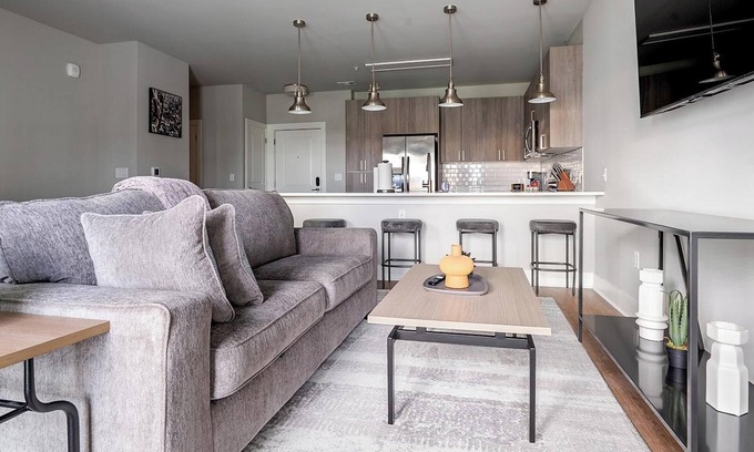 Fort Myers Apartment | Landing | Spectacular 1BD, Pool, Gym