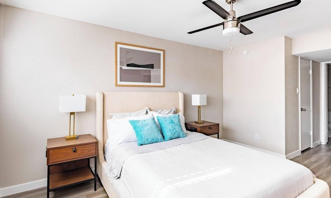 Fort Worth Apartment | Landing | Spectacular 2BD, Gym, Pool