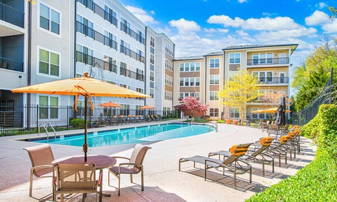 Chillum Apartment | Landing | Spectacular 2BD, Gym, Pool