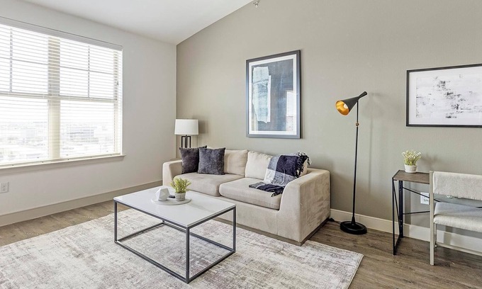 Denton Apartment | Landing | Stunning 1BD, Courtyard, Clubhouse