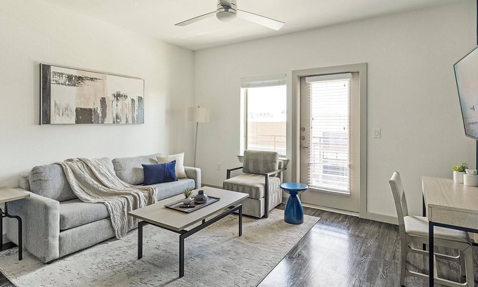 McKinney Apartment | Landing | Stunning 1BD, Gym, Pool