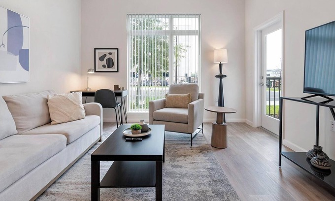 Florida Center Apartment | Landing | Stunning 1BD, Yoga Studio, Pool