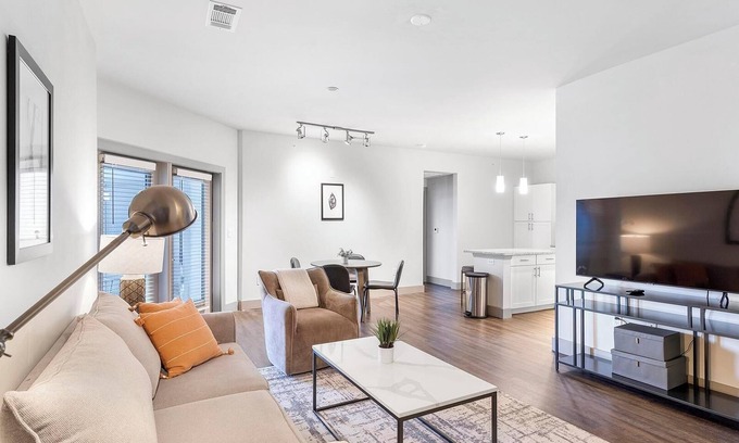 Haltom City Apartment | Landing | Stunning 2BD, Pool, Yoga Studio